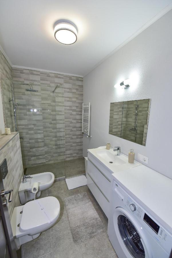 Stylish Stay - Executive - Private Parking And Central Location Gran Varadino Esterno foto
